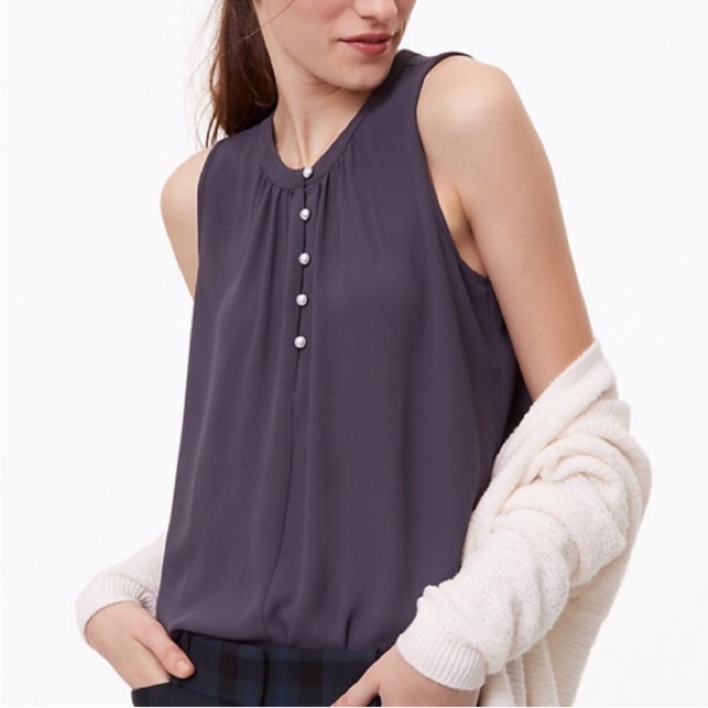 SALE⬇️ LOFT Pearl Button Henley Blouse Grey XSP